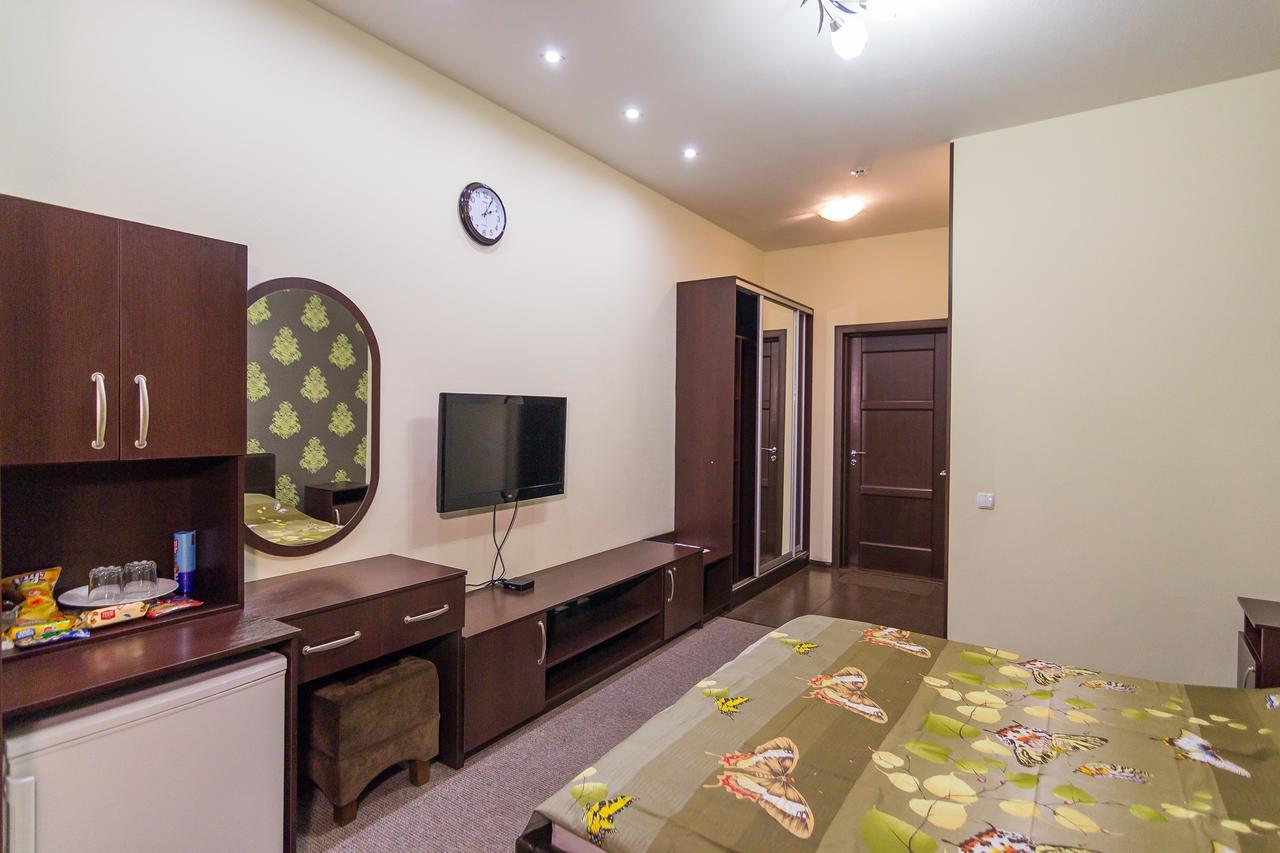 Siesta Hotel Charków Zewnętrze zdjęcie