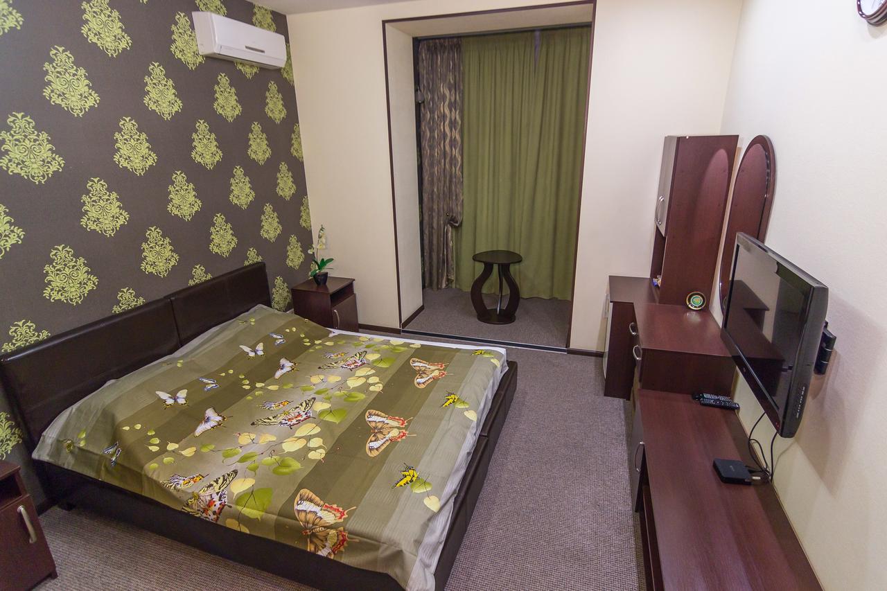 Siesta Hotel Charków Zewnętrze zdjęcie