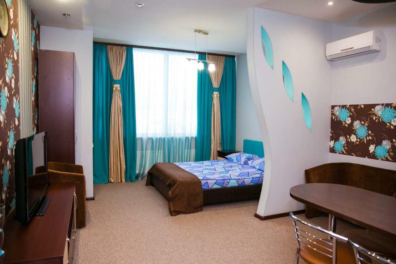 Siesta Hotel Charków Zewnętrze zdjęcie